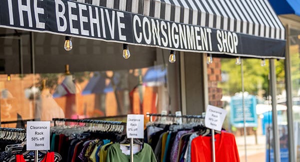 thrift and consignment stores near Hendersonville